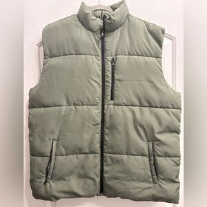 Tek Gear Olive Quilted Vest